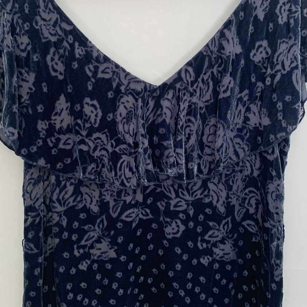 Love Johnny Was V-Neck Flutter Sleeve Blue Velvet Blouse Size Small - Picture 8 of 10